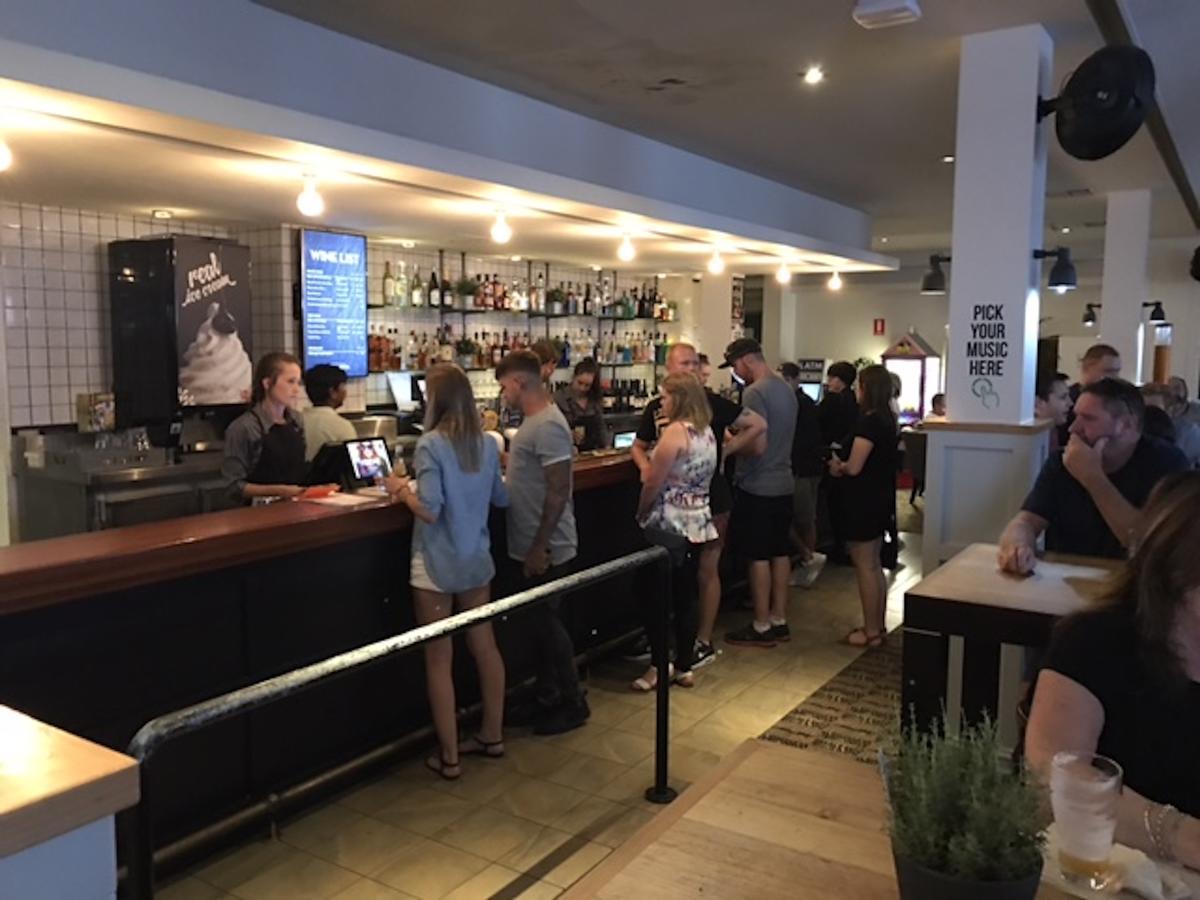 Panania Hotel Sydney エクステリア 写真