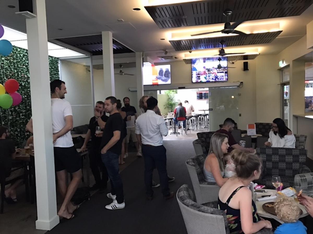 Panania Hotel Sydney エクステリア 写真