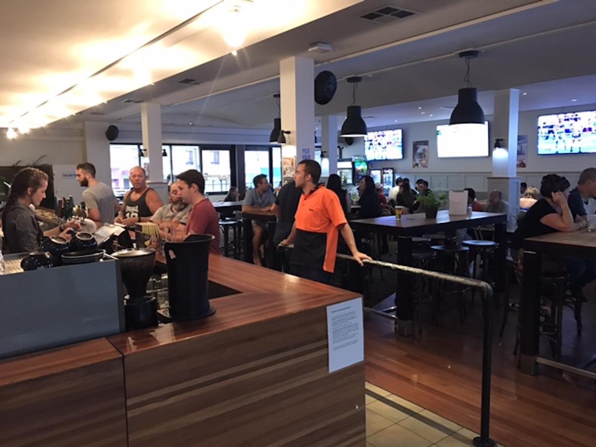 Panania Hotel Sydney エクステリア 写真
