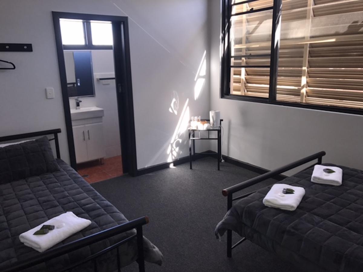 Panania Hotel Sydney エクステリア 写真