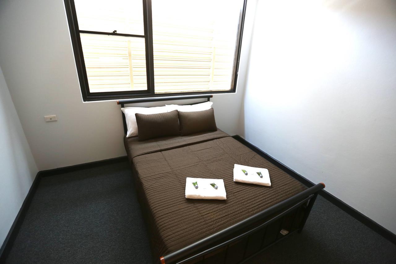 Panania Hotel Sydney エクステリア 写真