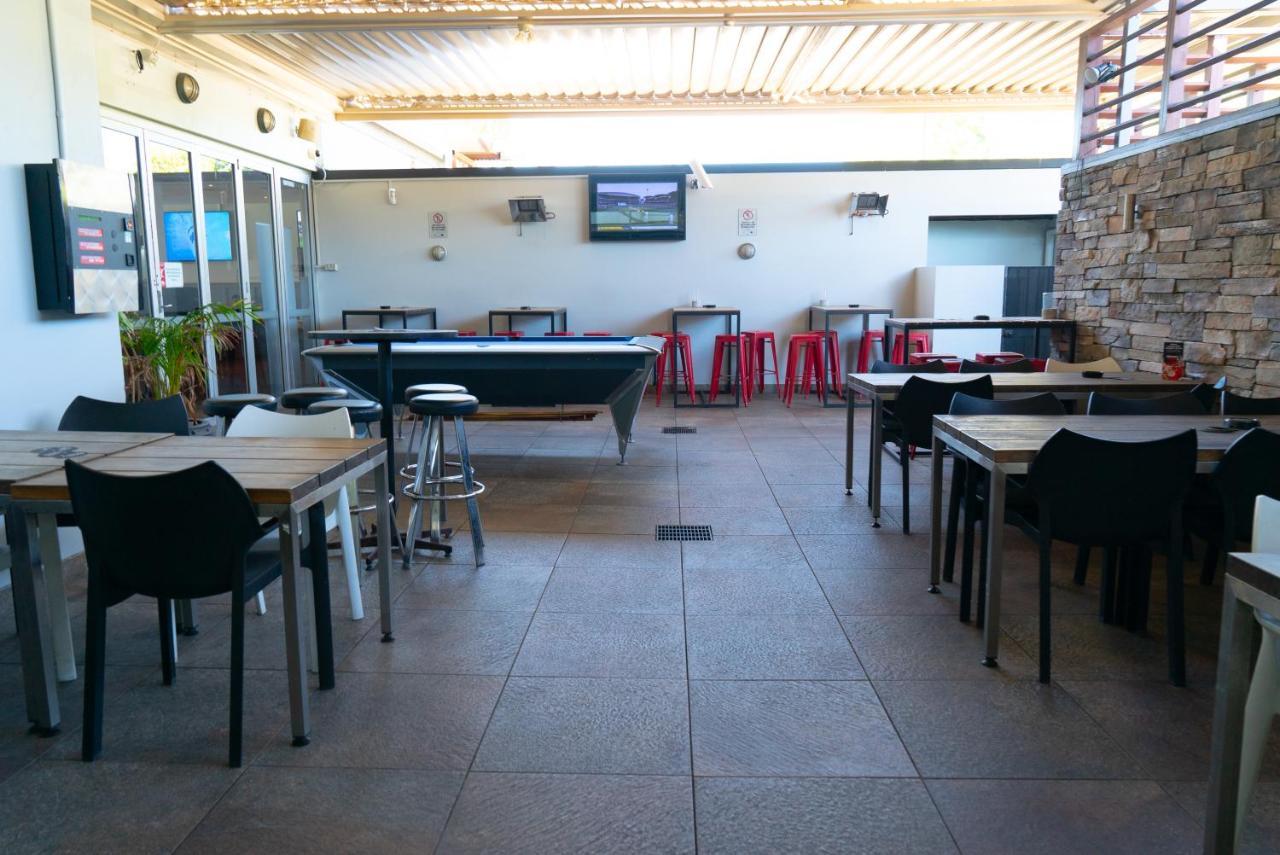 Panania Hotel Sydney エクステリア 写真